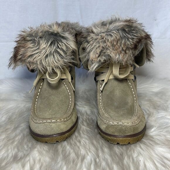 Aldo Suede Faux Fur Lined Chukka Style Lace Up Booties Sz 38/US 7.5 - Picture 2 of 7